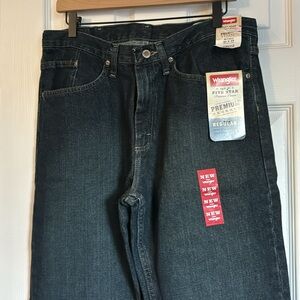 Wrangler Men's Dark Wash Premium Quality Denim Jeans